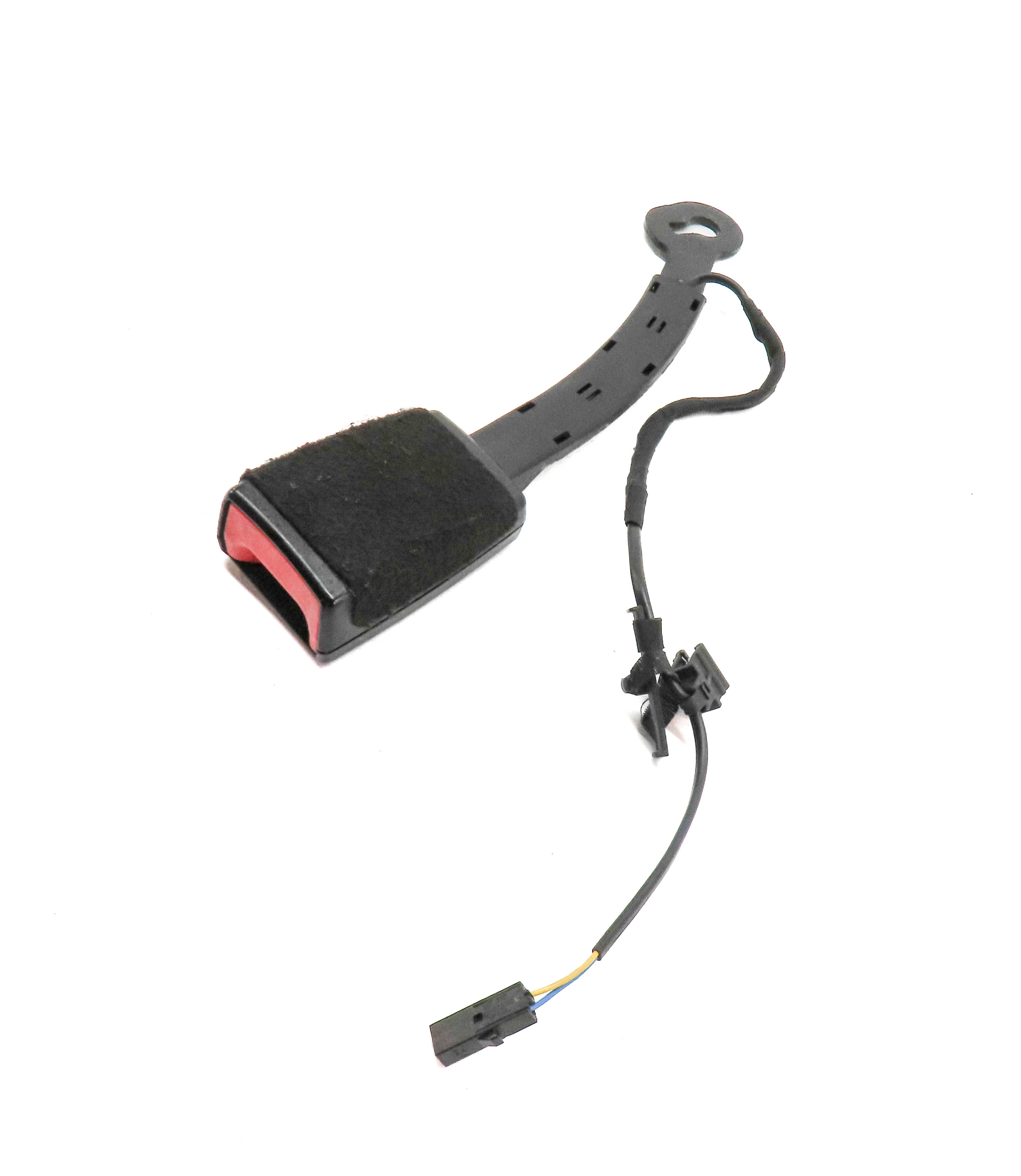 2015-2018 AUDI A3 S3 RS3 (8V) FRONT RIGHT PASSENGER SEATBELT BUCKLE RECEIVER — exact item pictured